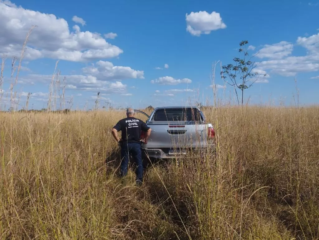 Polícia Civil localiza veículo roubado de idoso m rto em zona rural de Nobres